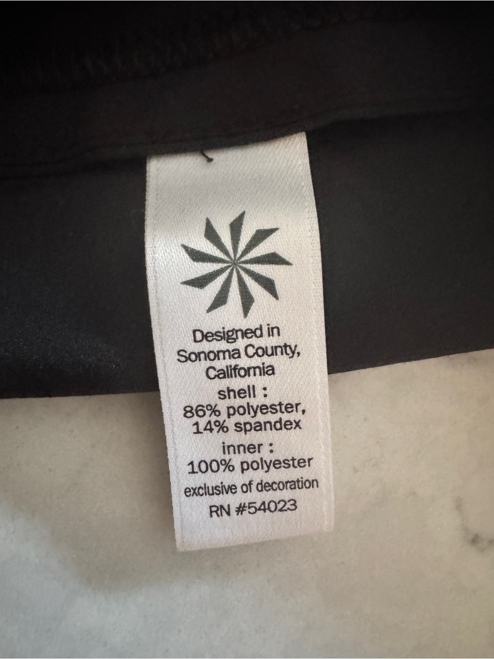 Athleta Racer Run Shorts 4 in Black
size large - Picture 9 of 10
